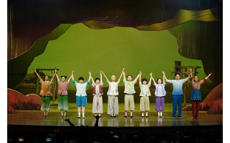 草房子《最英俊的少年》走进粤港澳大湾区&mdash;&mdash;深圳演出温暖收官！